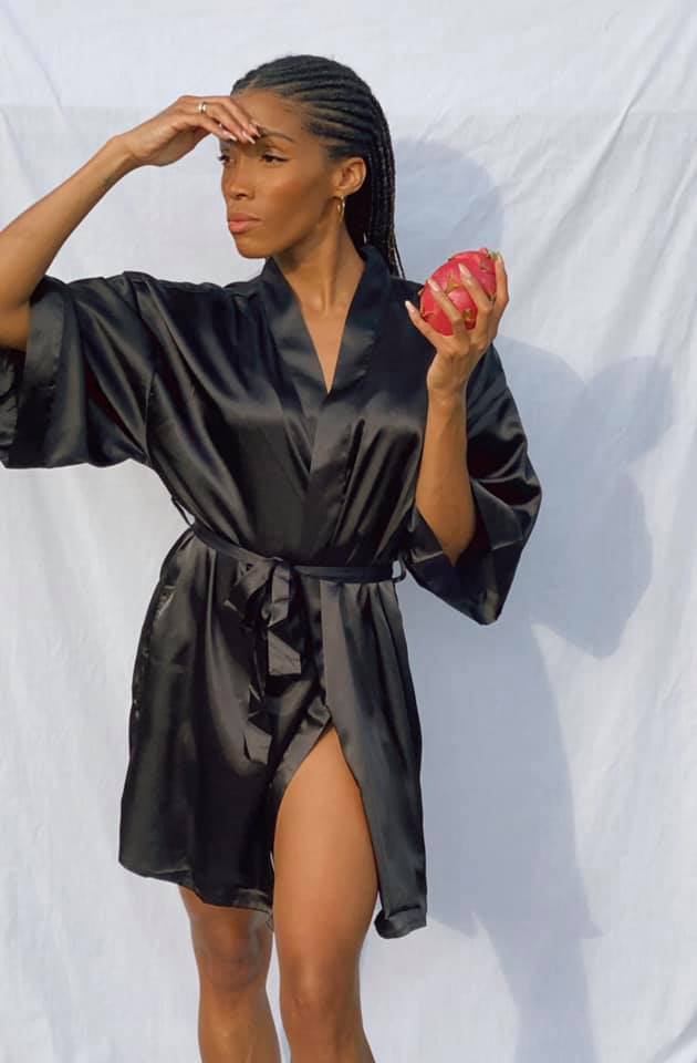 Kimono Robe in the color ONYX
