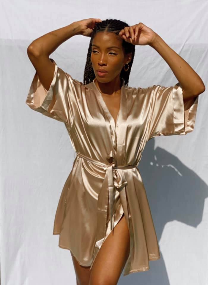 Kimono Robe in the color QUARTZ
