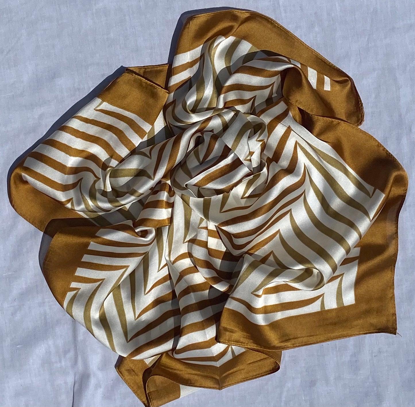 Silky scarf Mango Sunrise