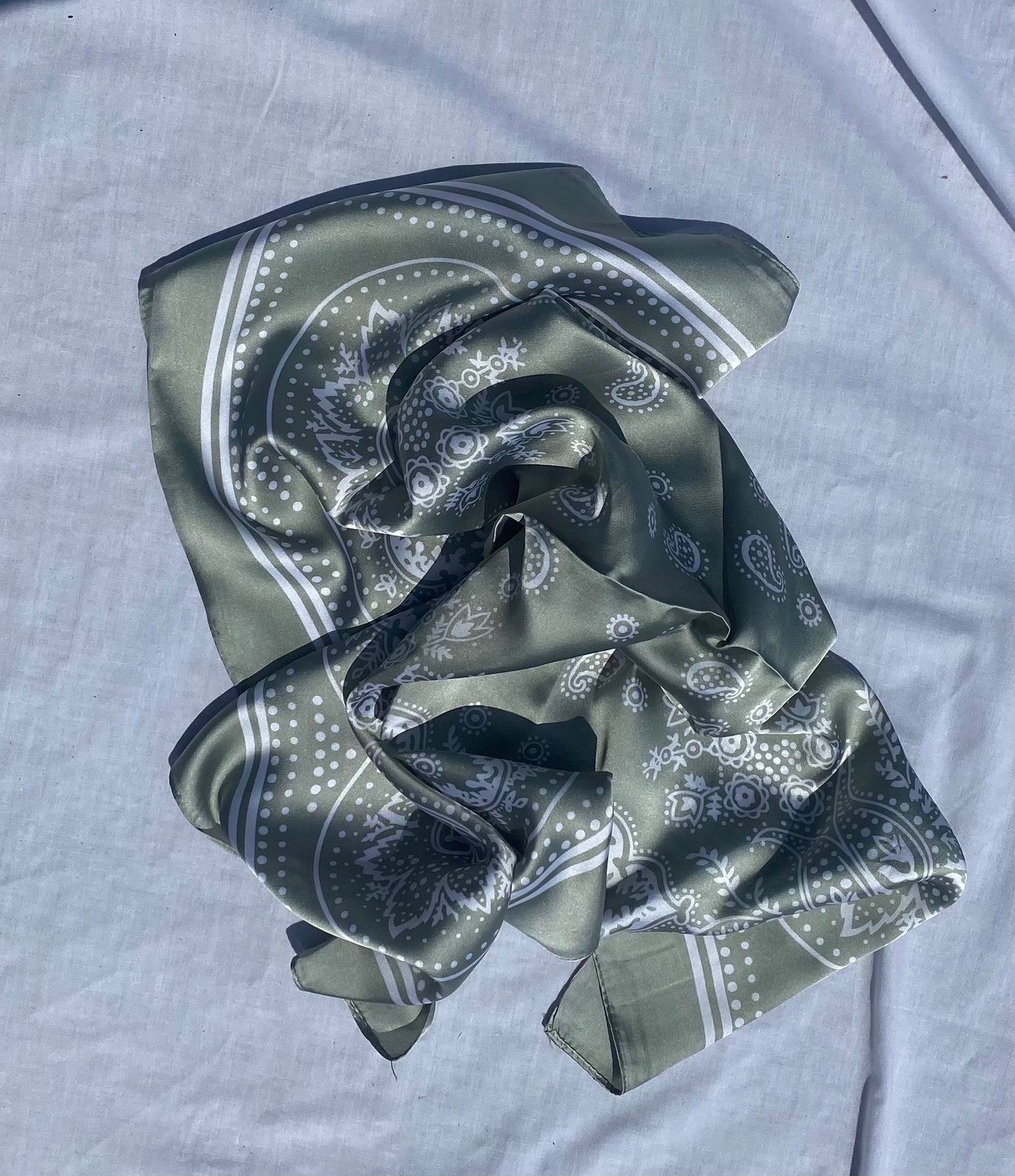 Silky scarf sage